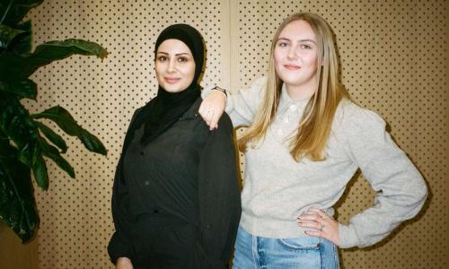 Foto af to studerende